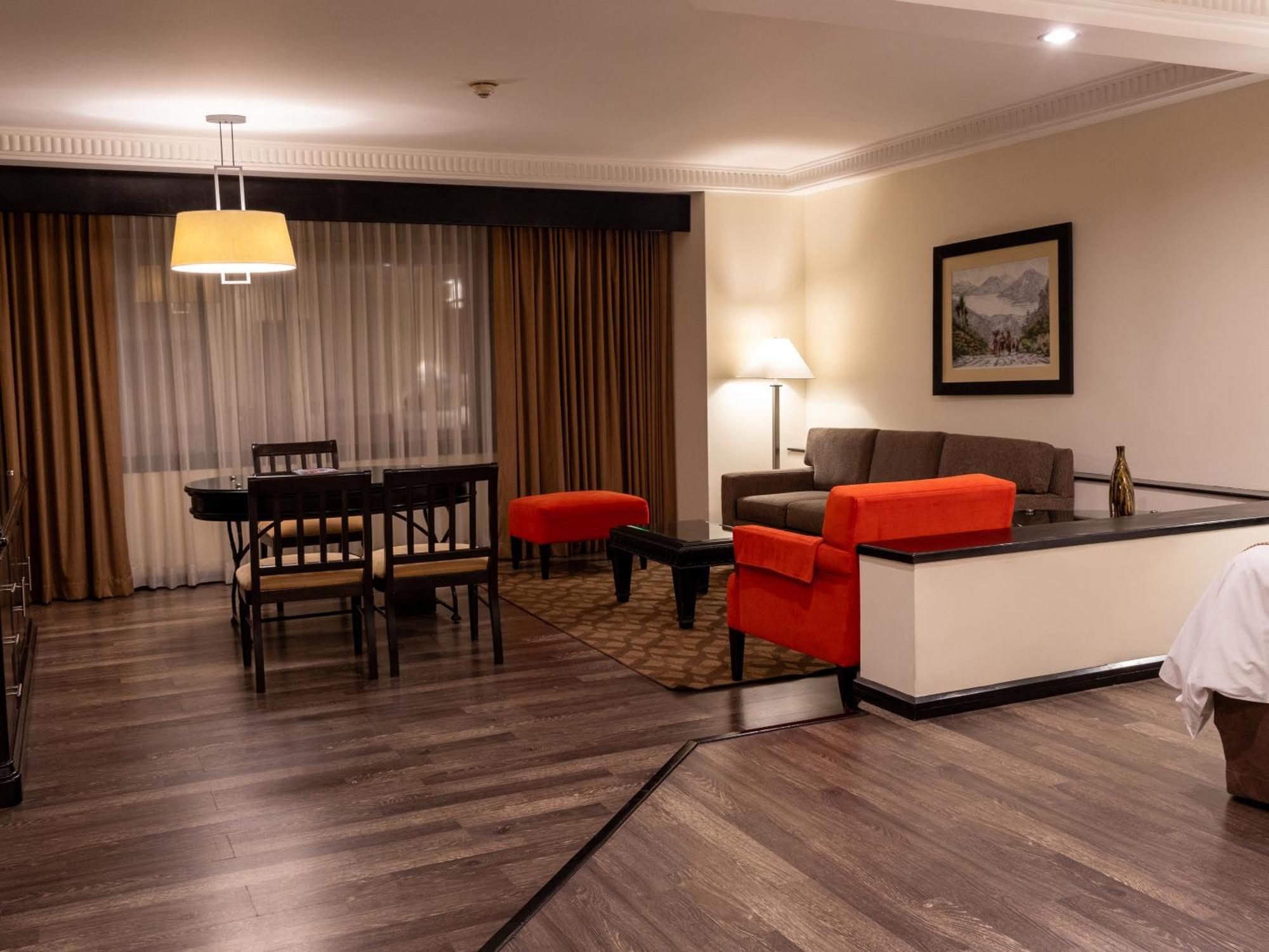Tikal Futura Hotel & Convention Center Guatemala City Phòng bức ảnh
